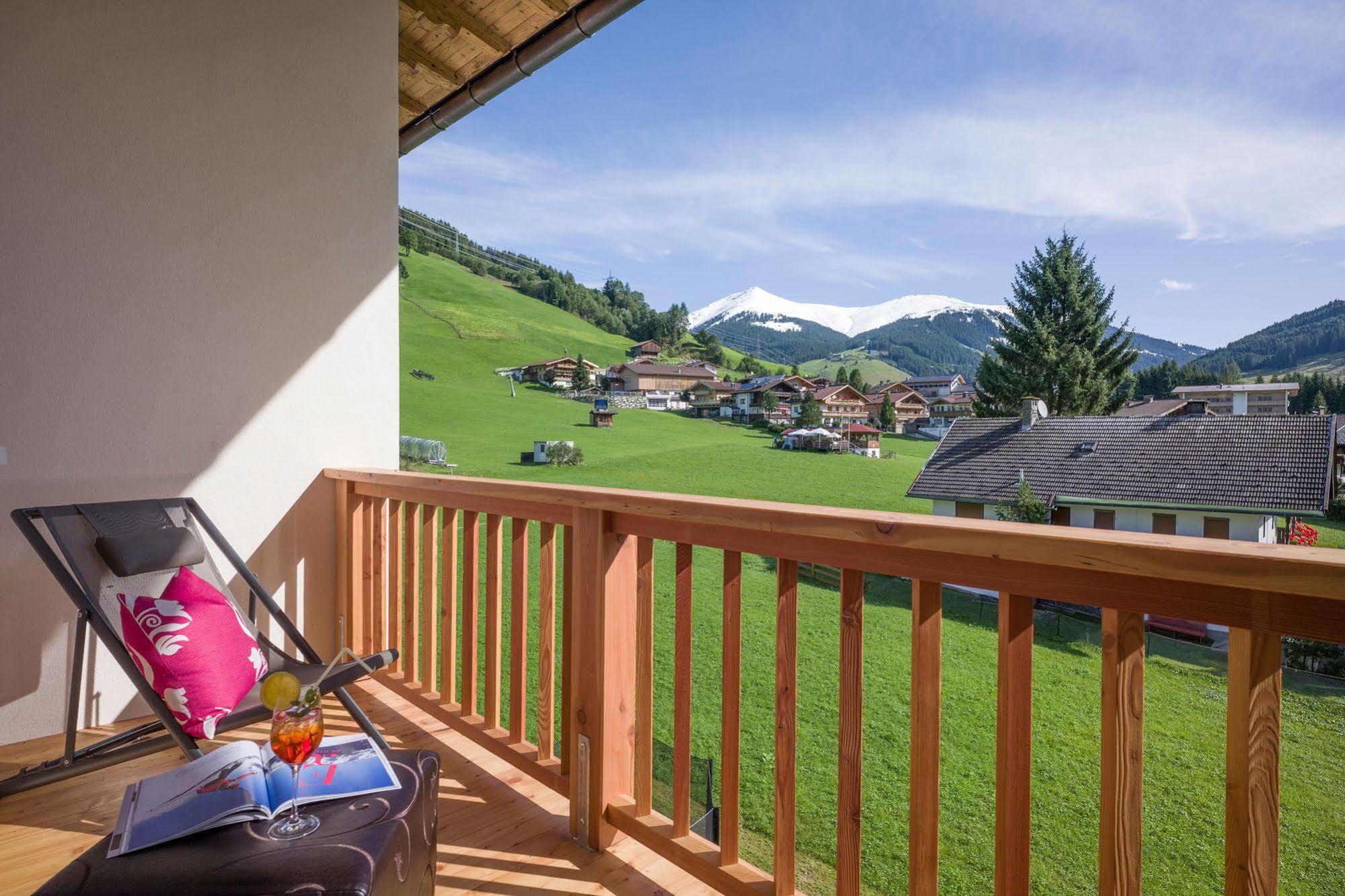 Hotel Maria Theresia Gerlos Exterior photo